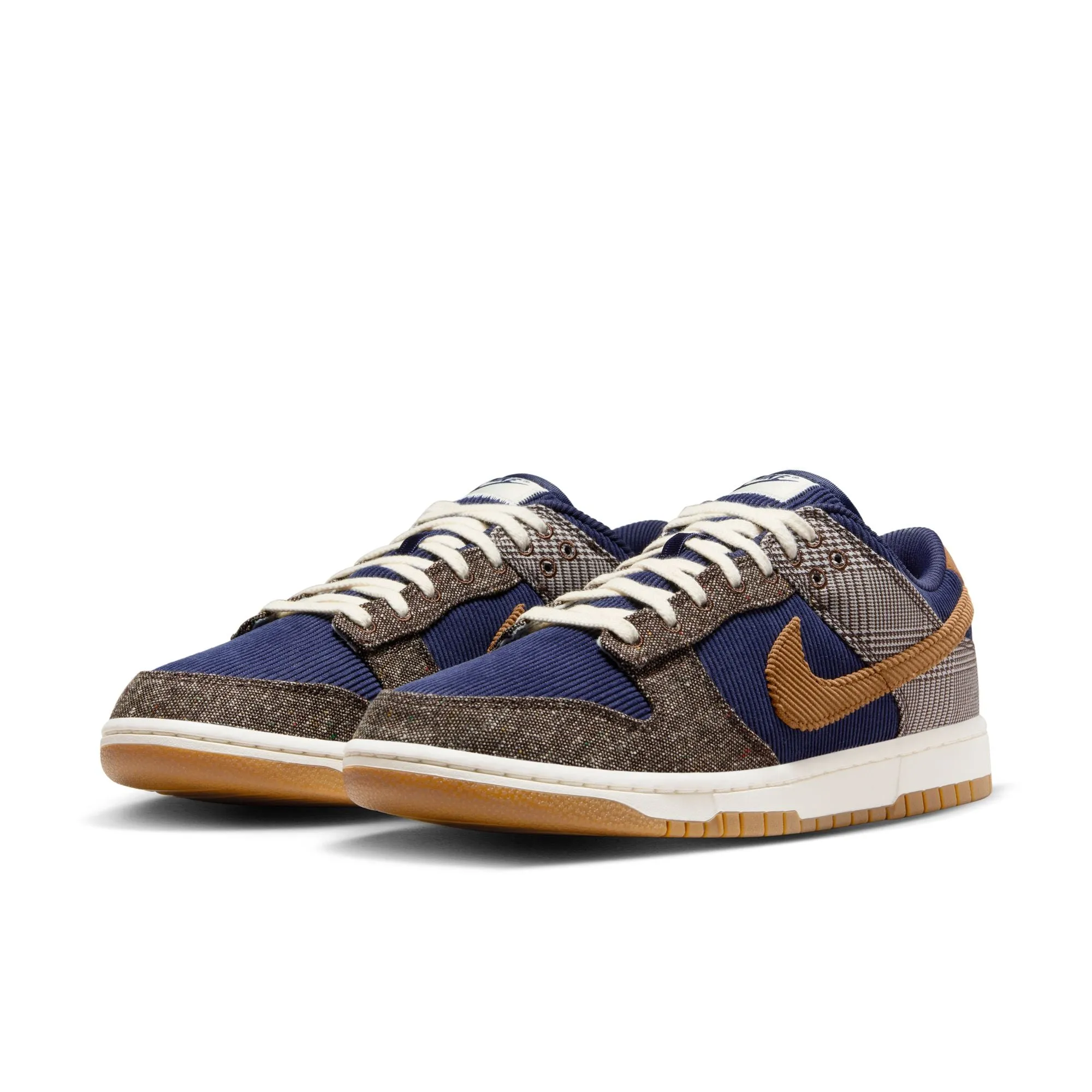 NIKE DUNK LOW PRM