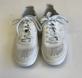 Shoes Sneakers By New Balance  Size: 6