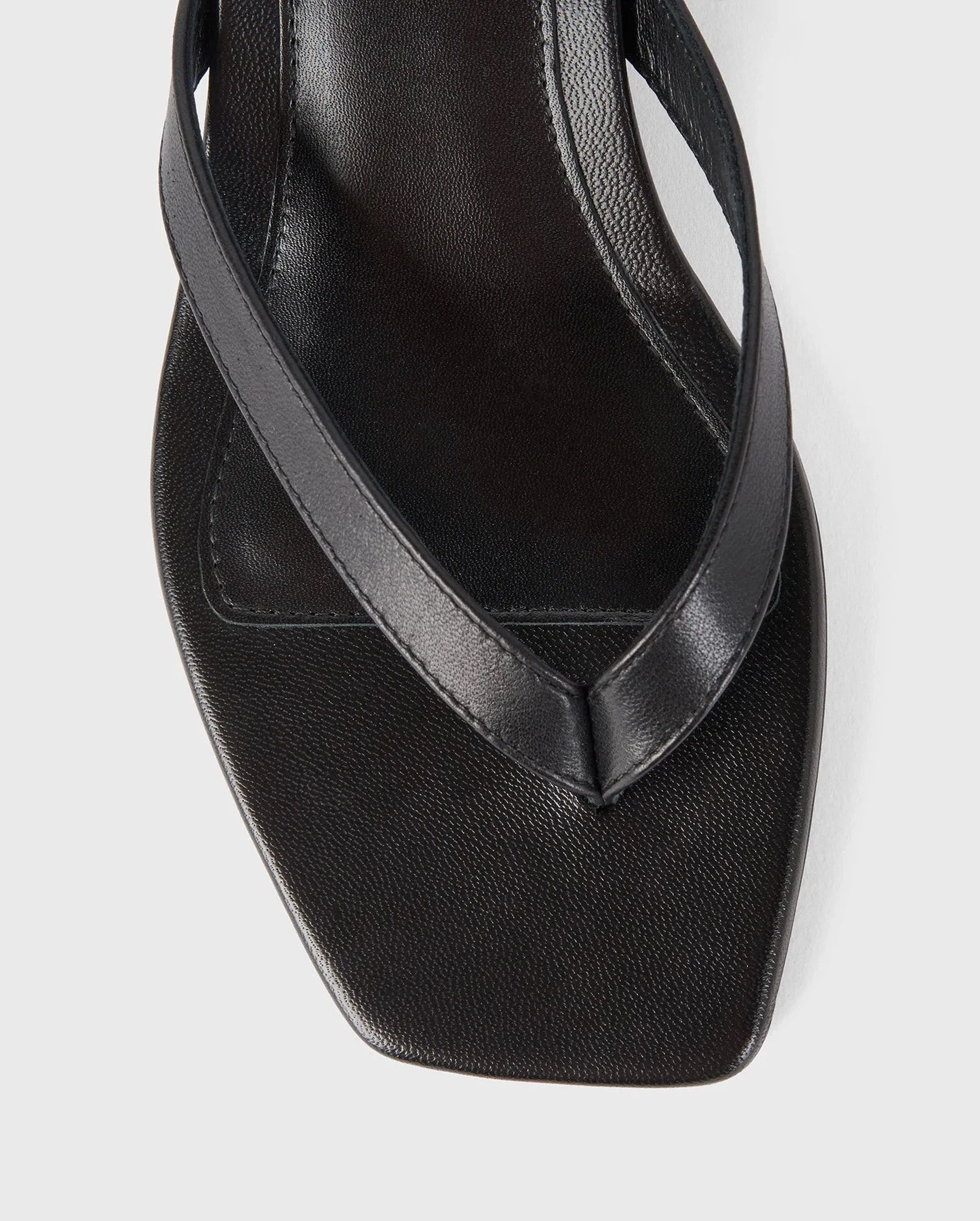 THE FLIP-FLOP HEEL / BLACK