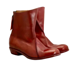 Zip back boot in pomegranate | Calf